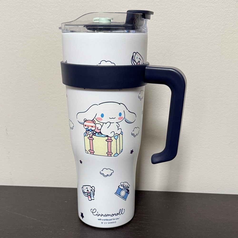 Sanrio Cinnamoroll 40 oz Tumbler - Picture 4 of 4